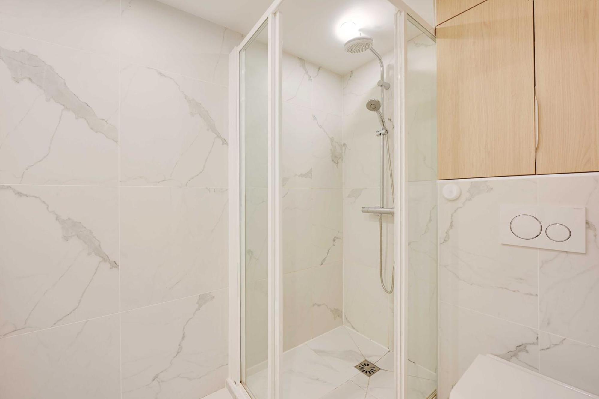 Beautiful Apt -1Br-4P- Tour Eiffel - Invalides Paris Luaran gambar
